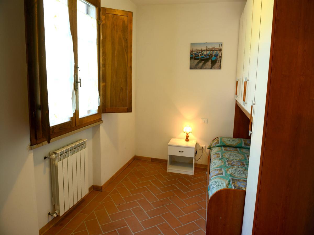 San Francesco Aparthotel Pomarance Exteriör bild